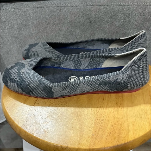 Rothy’s The Flat Round Camo Flats Size 8 - Picture 4 of 8